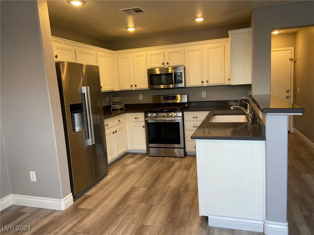 9144 Starling Wing, Las Vegas, NV 89143