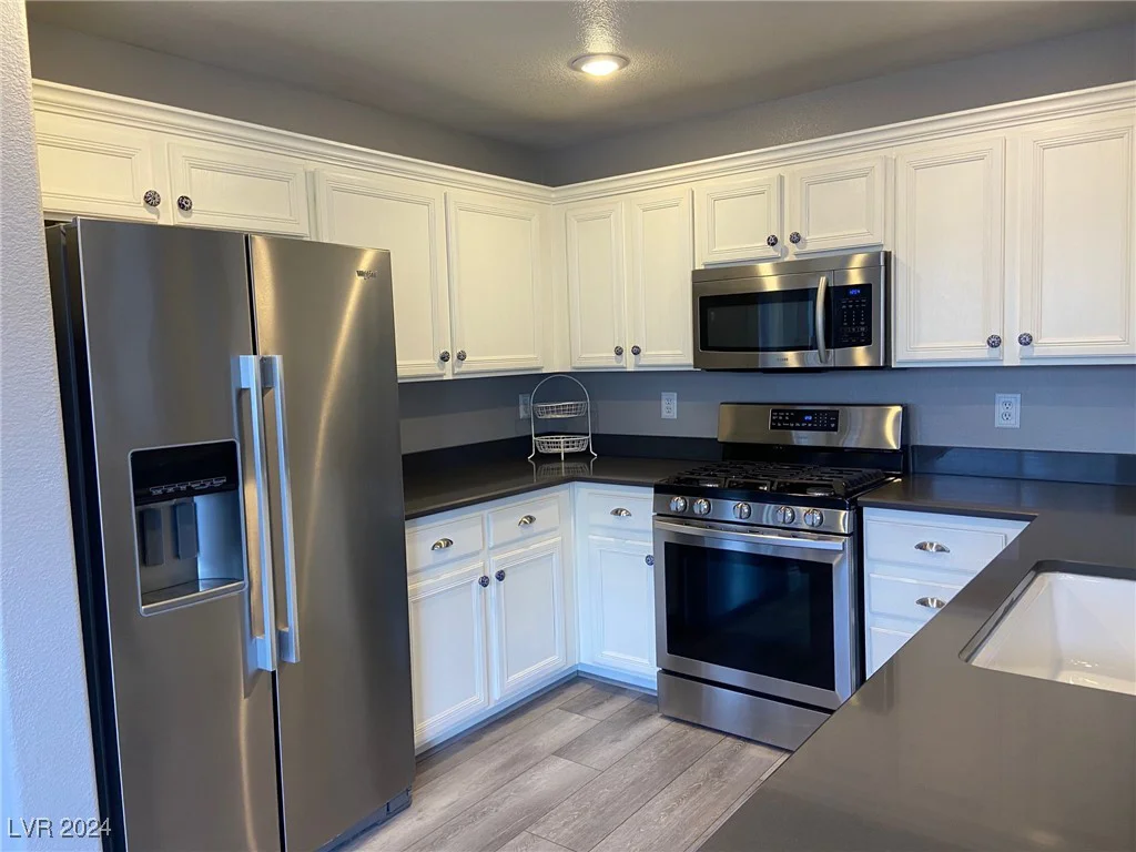 9144 Starling Wing, Las Vegas, NV 89143