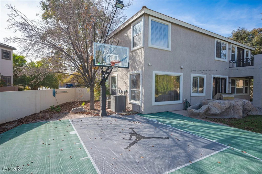 320 Glistening Cloud, Henderson, NV 89012