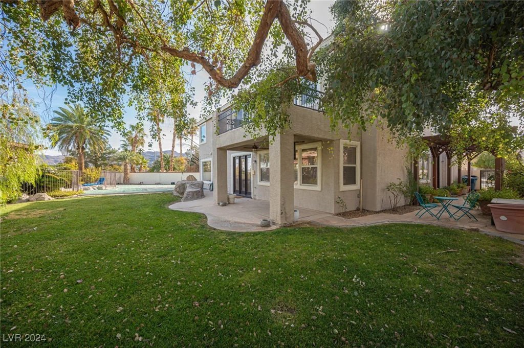 320 Glistening Cloud, Henderson, NV 89012