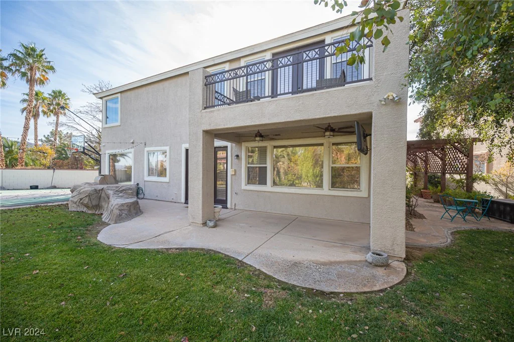 320 Glistening Cloud, Henderson, NV 89012