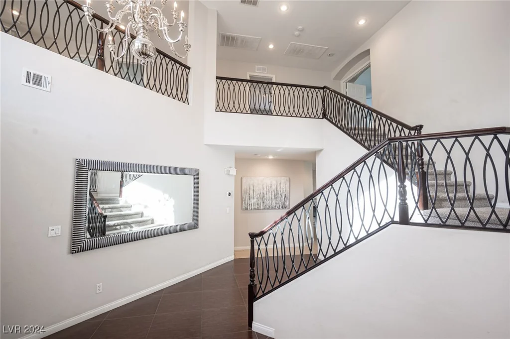 320 Glistening Cloud, Henderson, NV 89012