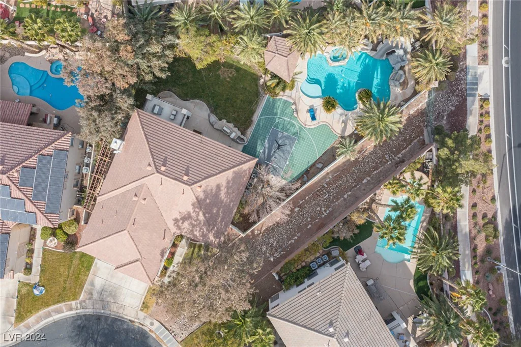 320 Glistening Cloud, Henderson, NV 89012
