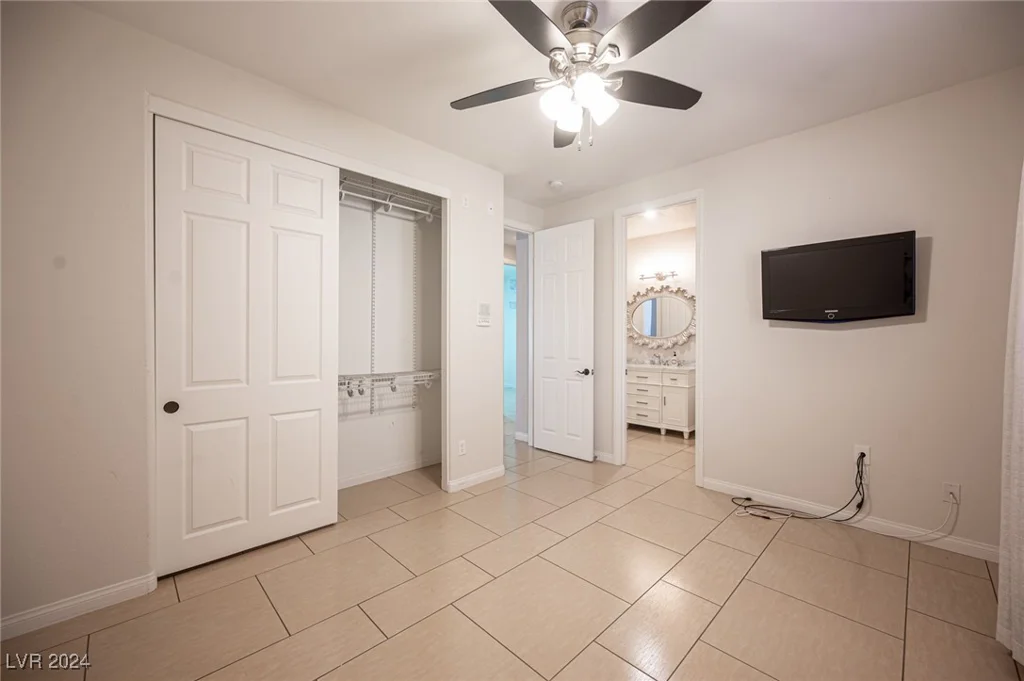 320 Glistening Cloud, Henderson, NV 89012