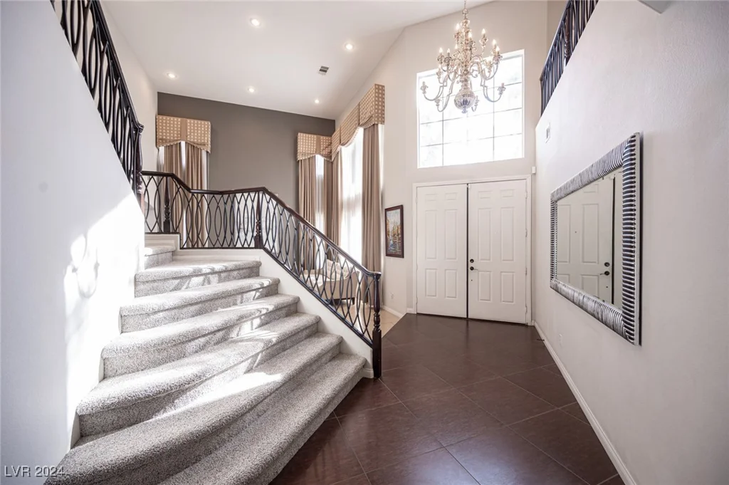 320 Glistening Cloud, Henderson, NV 89012