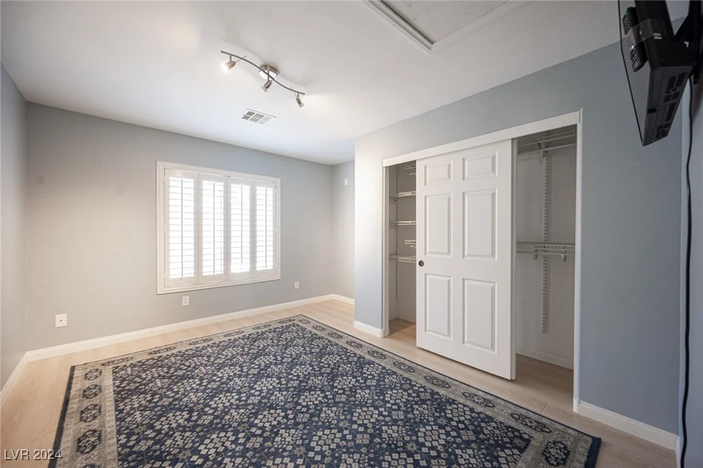 320 Glistening Cloud, Henderson, NV 89012