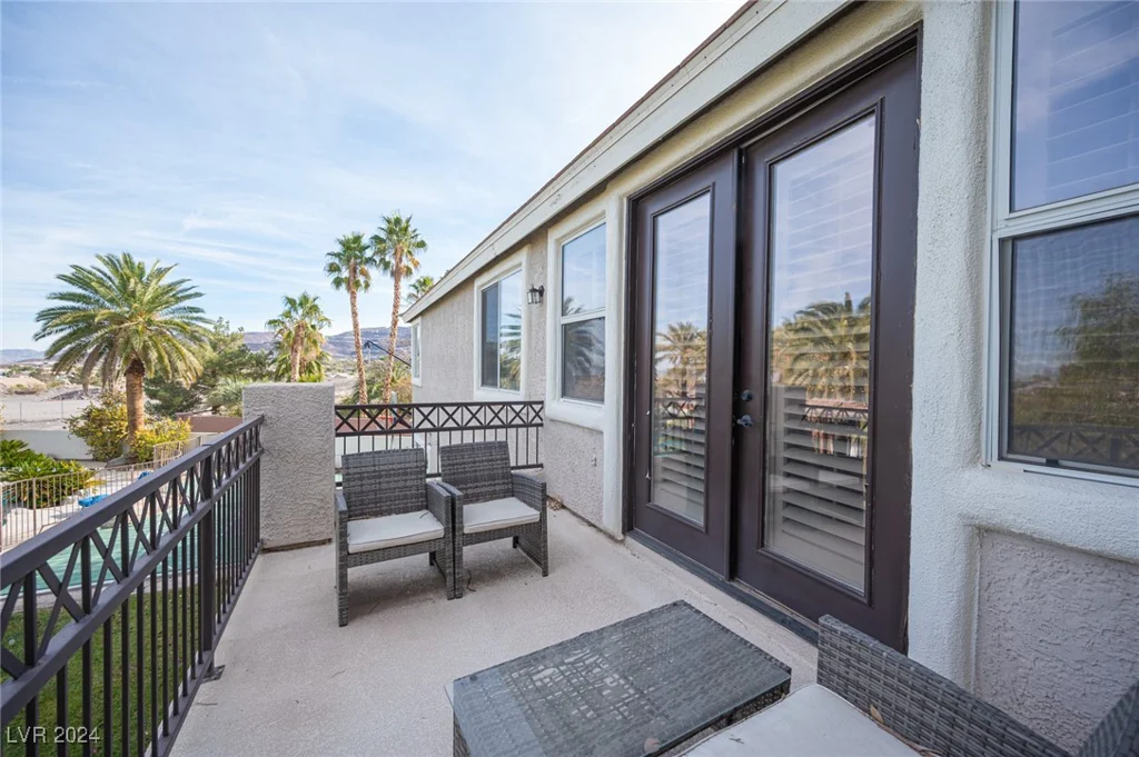 320 Glistening Cloud, Henderson, NV 89012