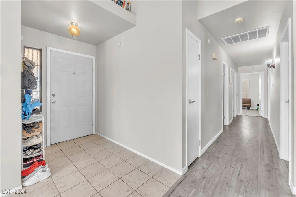 1550 Desertaire, Las Vegas, NV 89110