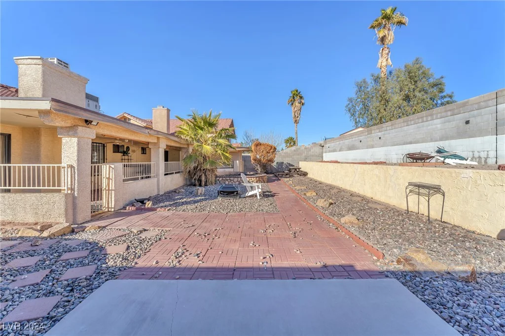 1550 Desertaire, Las Vegas, NV 89110