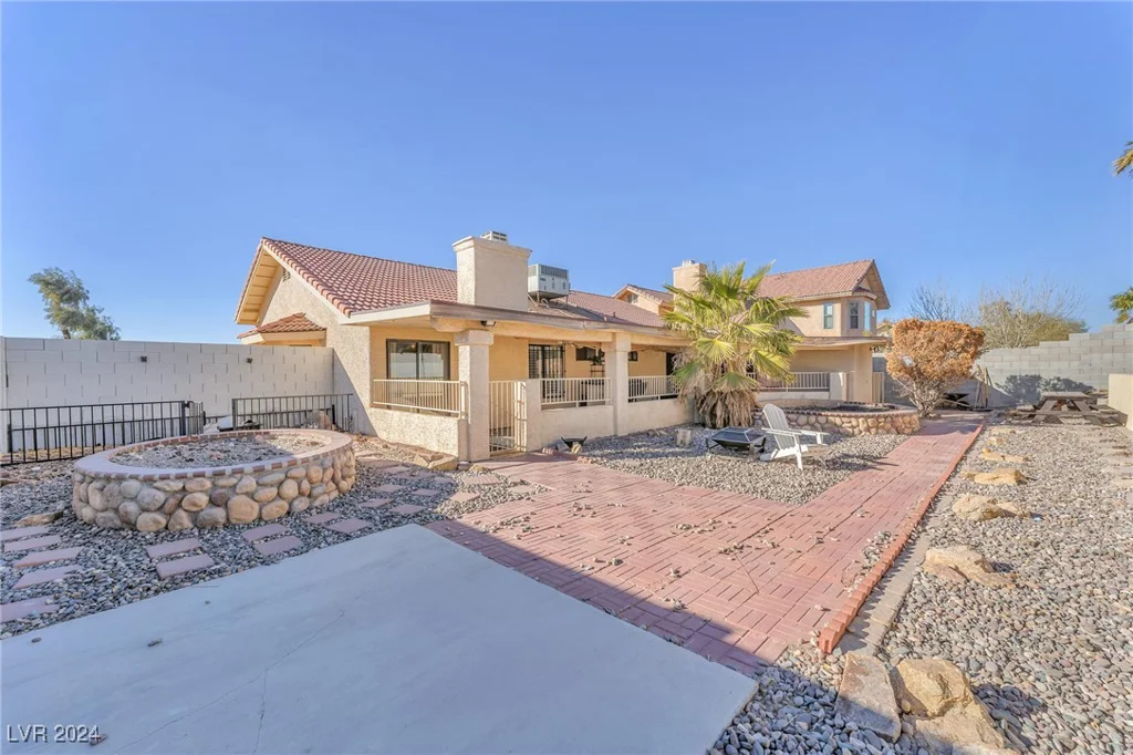 1550 Desertaire, Las Vegas, NV 89110