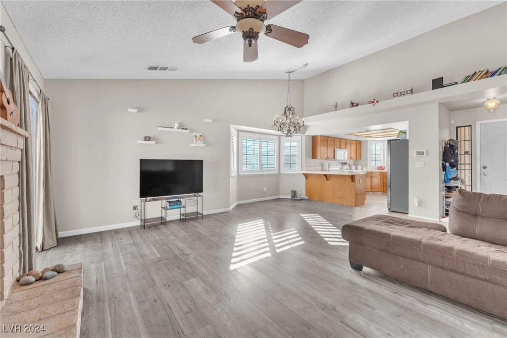 1550 Desertaire, Las Vegas, NV 89110