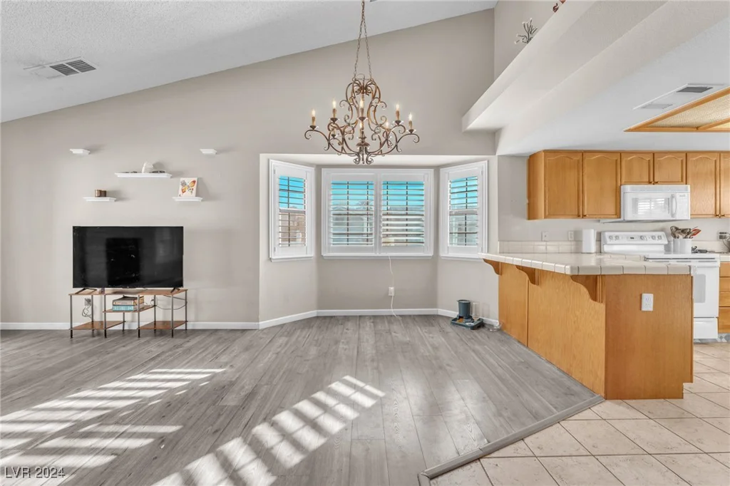 1550 Desertaire, Las Vegas, NV 89110