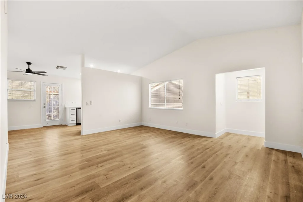 7560 Glowing Ember, Las Vegas, NV 89130