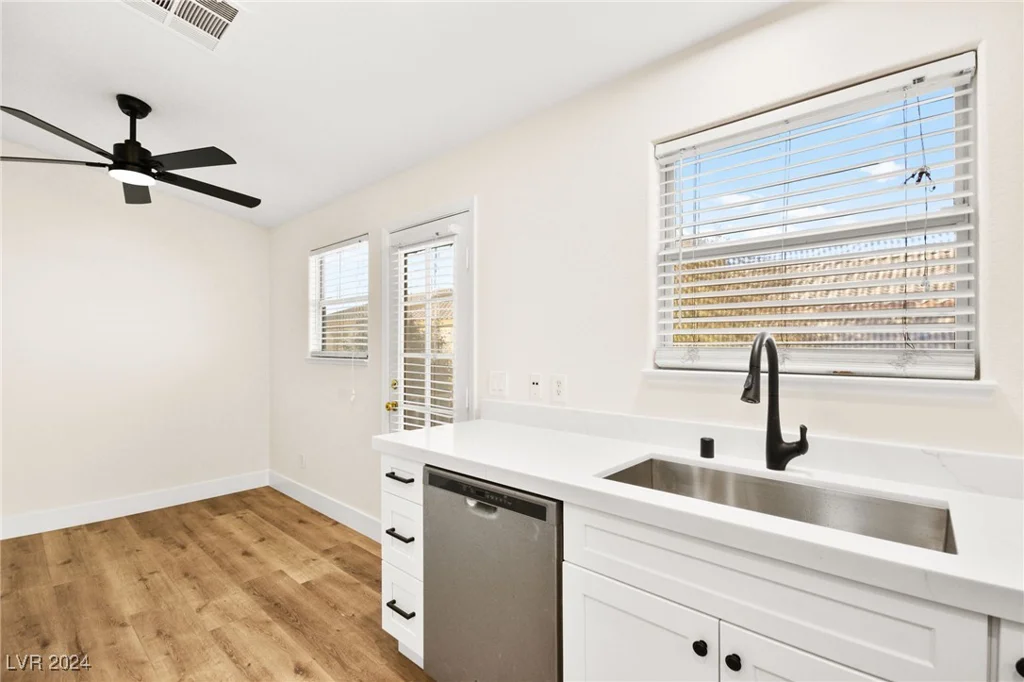 7560 Glowing Ember, Las Vegas, NV 89130