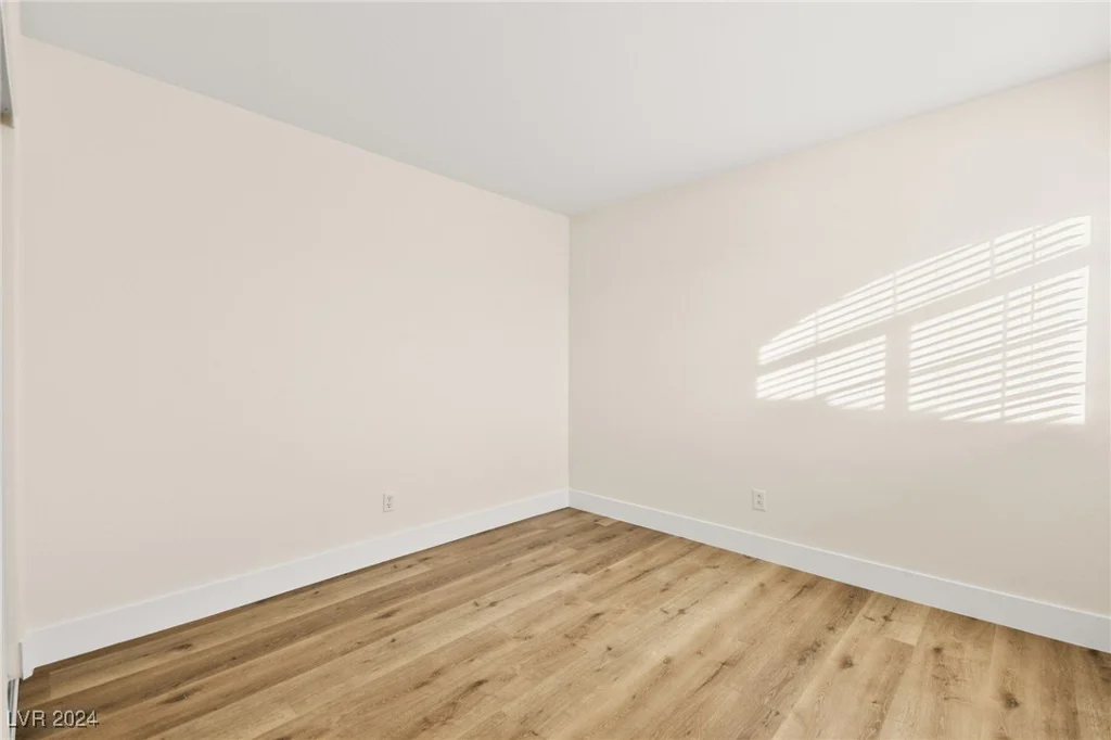 7560 Glowing Ember, Las Vegas, NV 89130