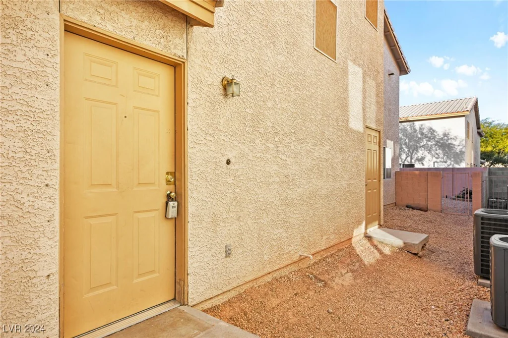 7560 Glowing Ember, Las Vegas, NV 89130