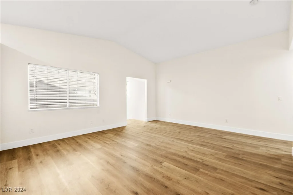7560 Glowing Ember, Las Vegas, NV 89130