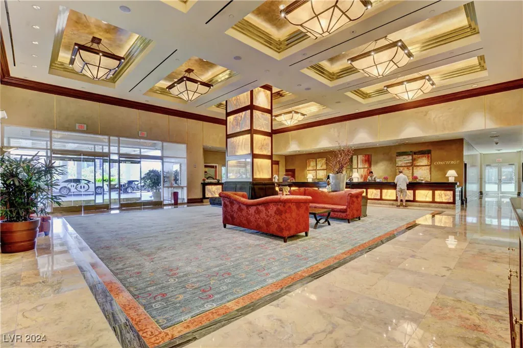 125 Harmon, Las Vegas, NV 89109