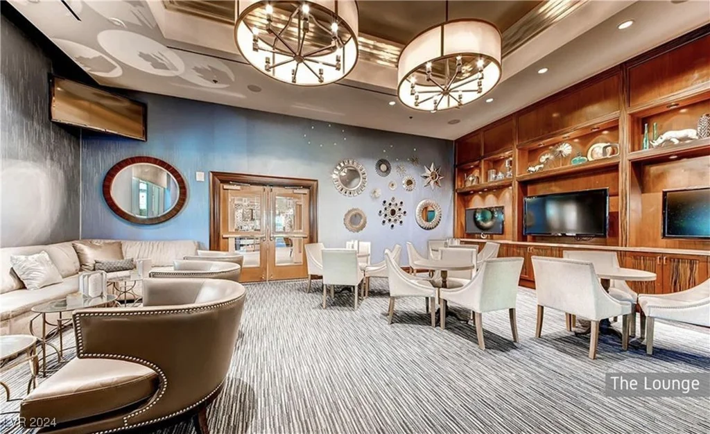 125 Harmon, Las Vegas, NV 89109