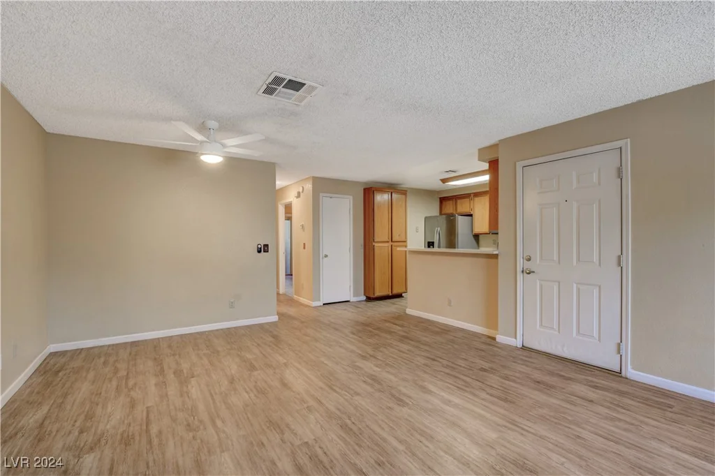 6875 Tamarus, Las Vegas, NV 89119