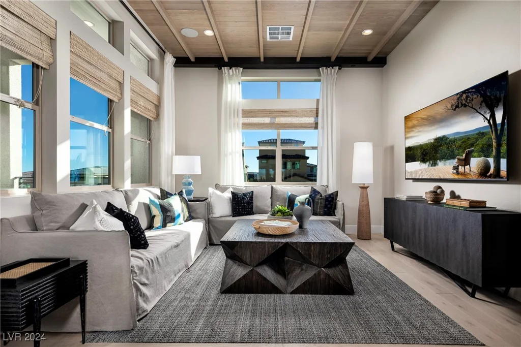 655 Agate Bridge, Las Vegas, NV 89138
