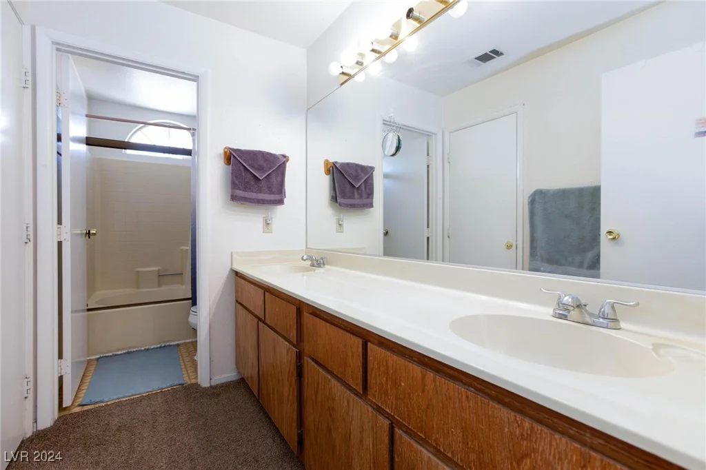 2732 Sesame, Las Vegas, NV 89142