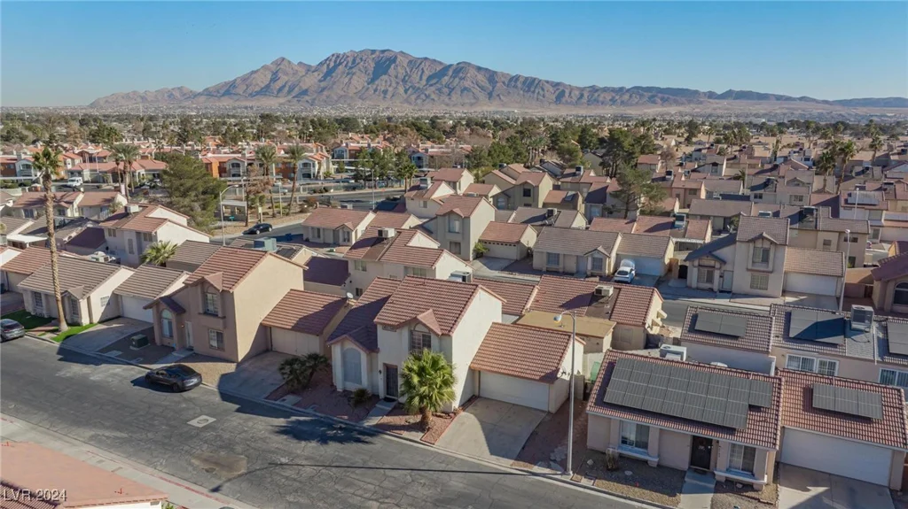 2732 Sesame, Las Vegas, NV 89142