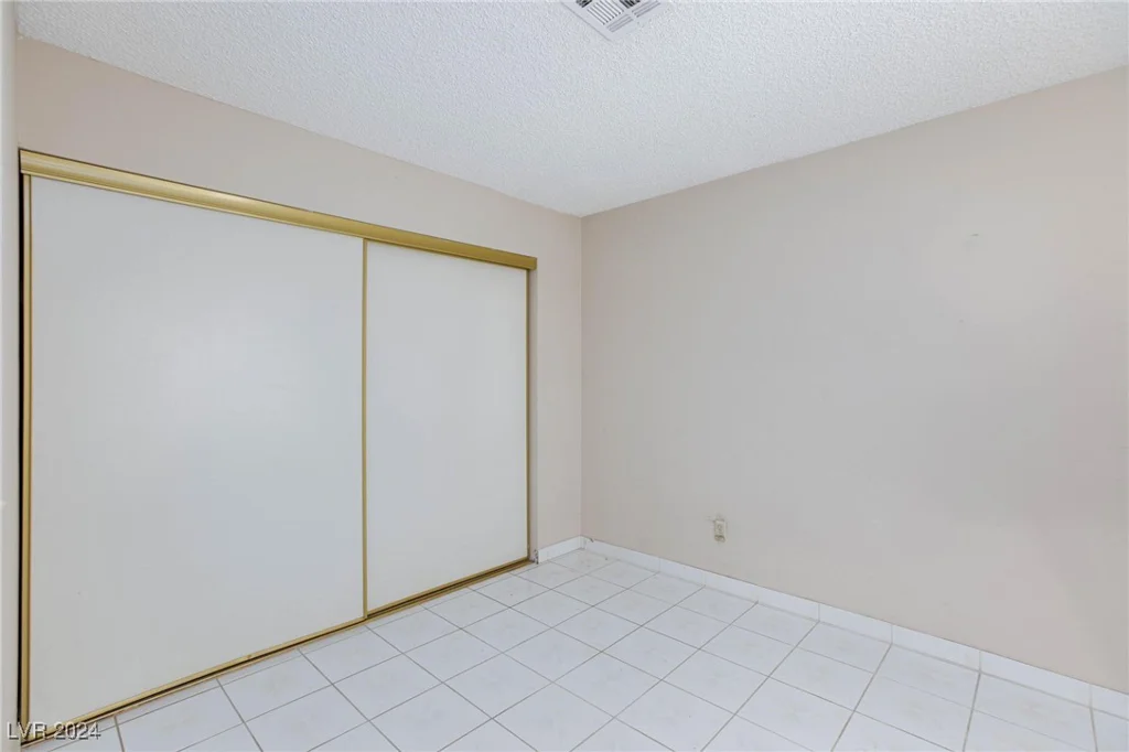 2732 Sesame, Las Vegas, NV 89142