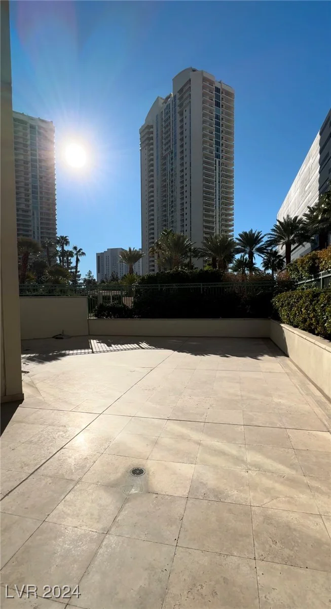 2747 Paradise, Las Vegas, NV 89109