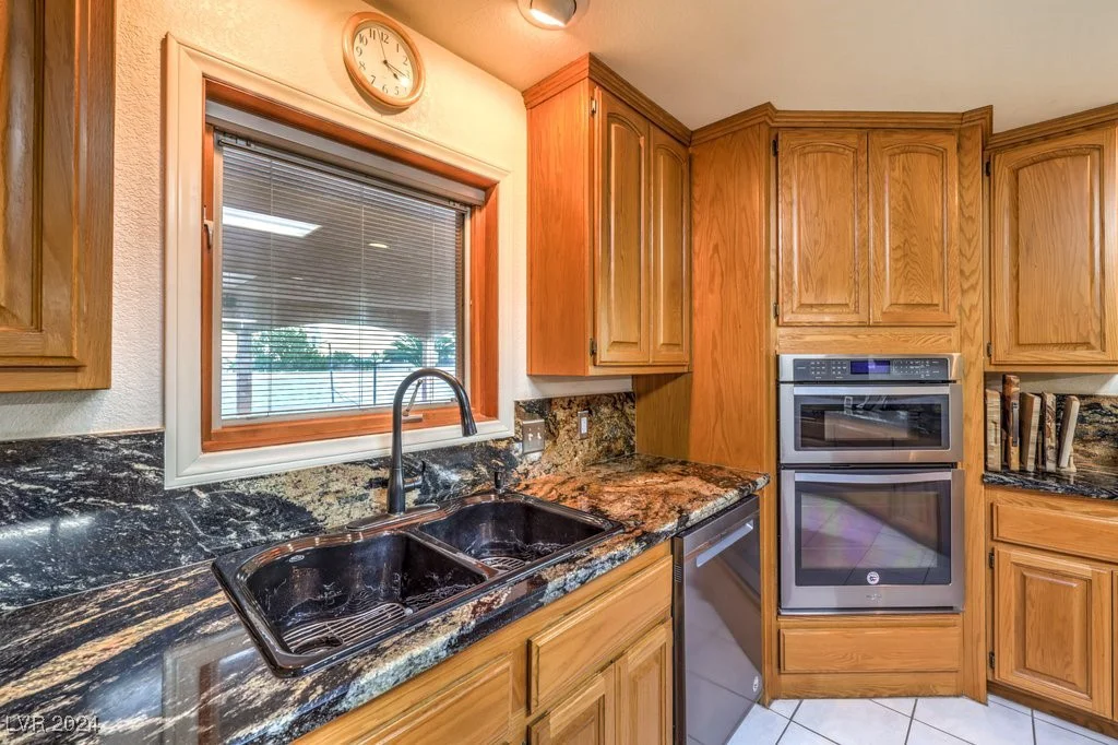 8635 Cougar, Las Vegas, NV 89148