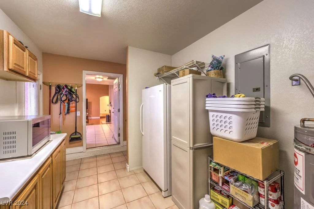 8635 Cougar, Las Vegas, NV 89148