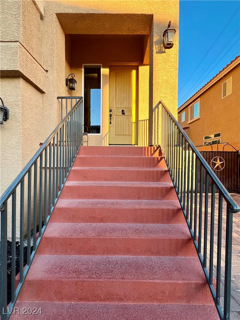 9886 Gold Coin, Las Vegas, NV 89141