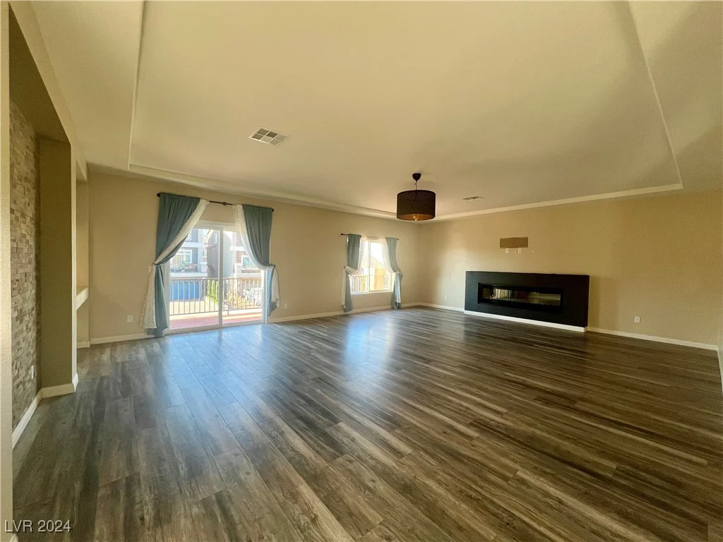 9886 Gold Coin, Las Vegas, NV 89141