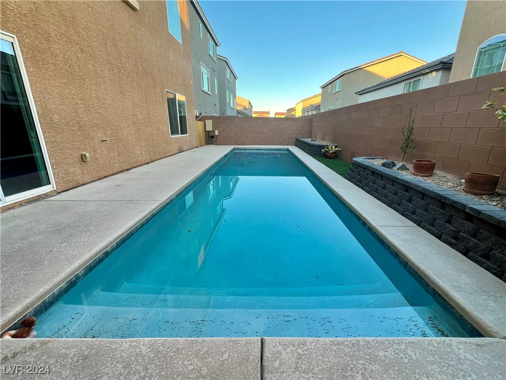 9886 Gold Coin, Las Vegas, NV 89141