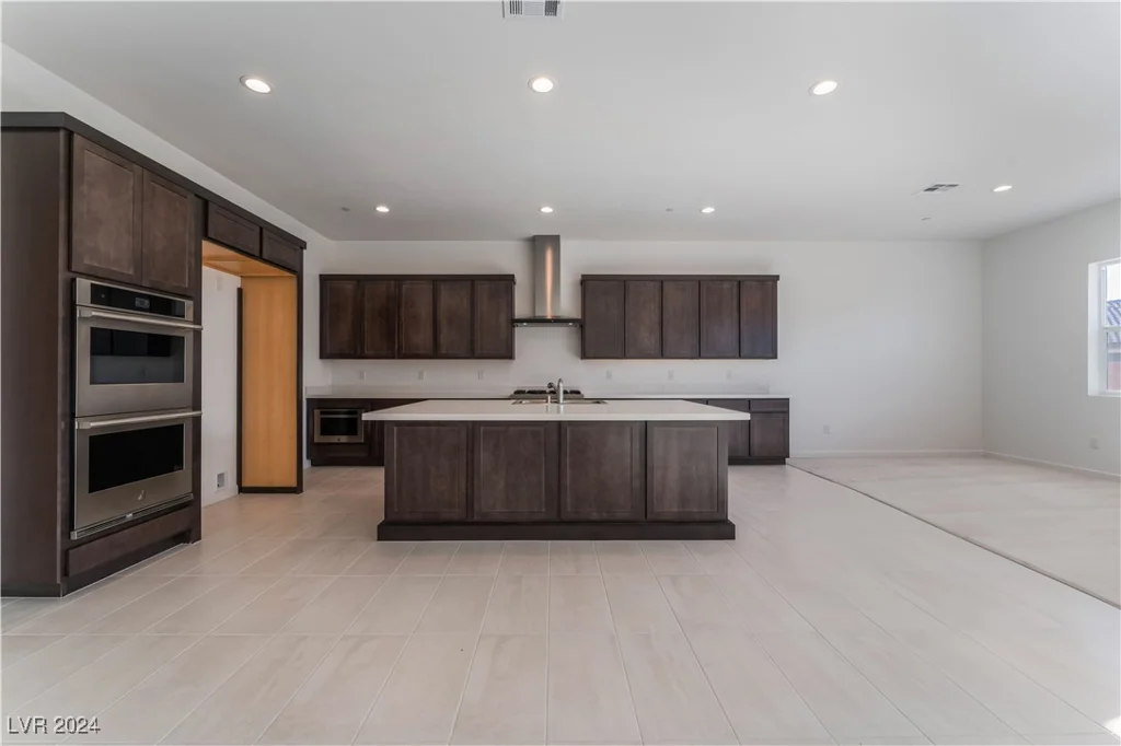 5733 Granite Landing, Las Vegas, NV 89131