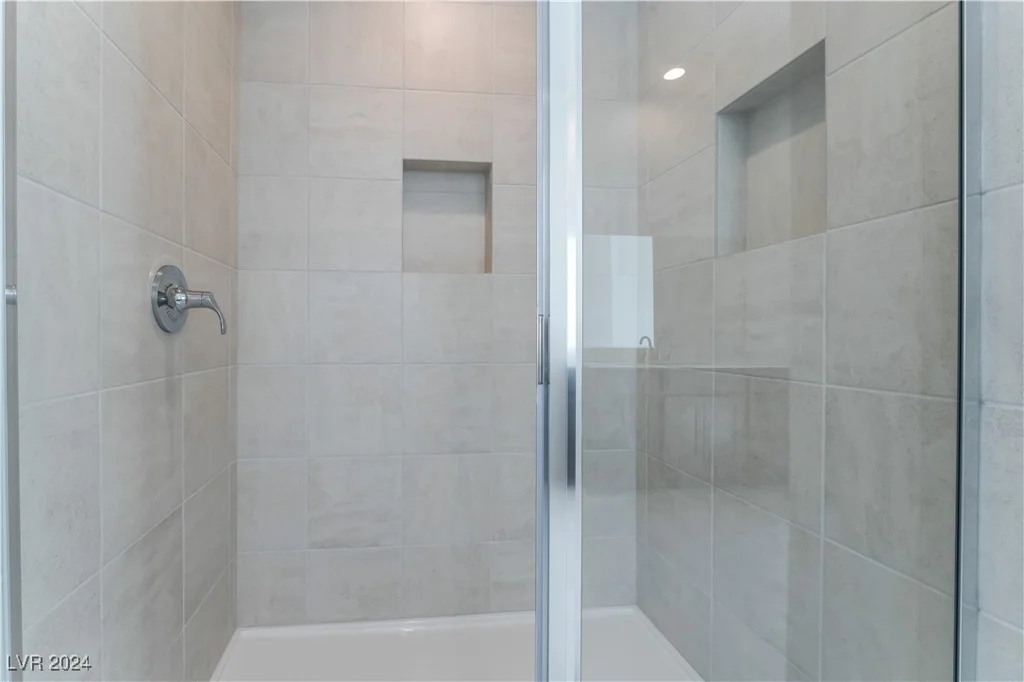 5733 Granite Landing, Las Vegas, NV 89131