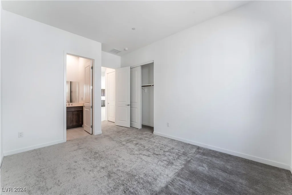 5733 Granite Landing, Las Vegas, NV 89131