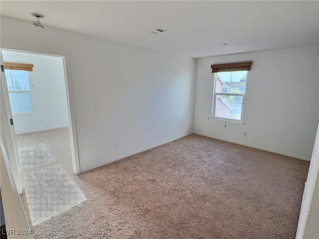 1063 Admiral Emblem, Henderson, NV 89015