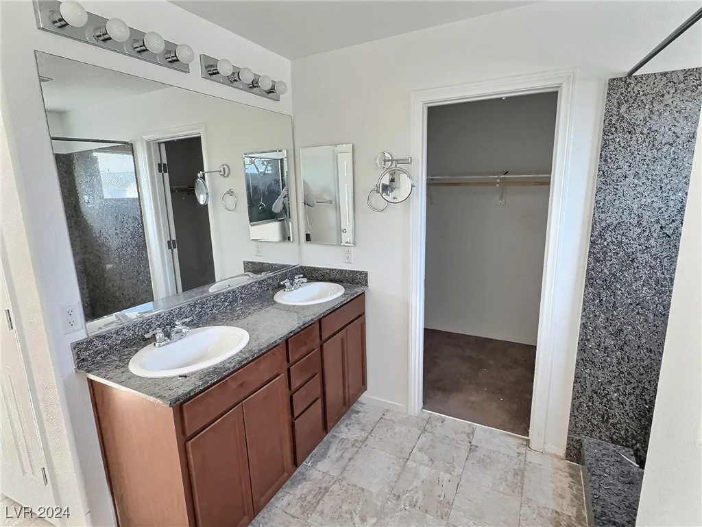 1063 Admiral Emblem, Henderson, NV 89015
