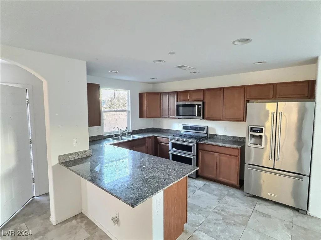 1063 Admiral Emblem, Henderson, NV 89015