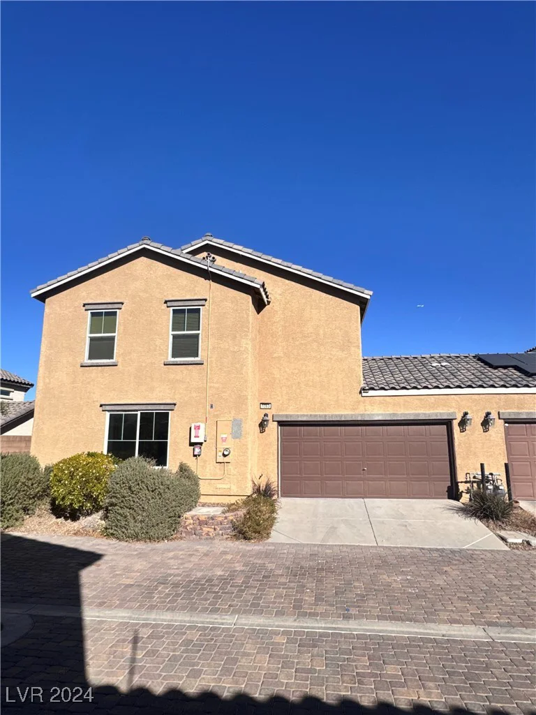 1063 Admiral Emblem, Henderson, NV 89015