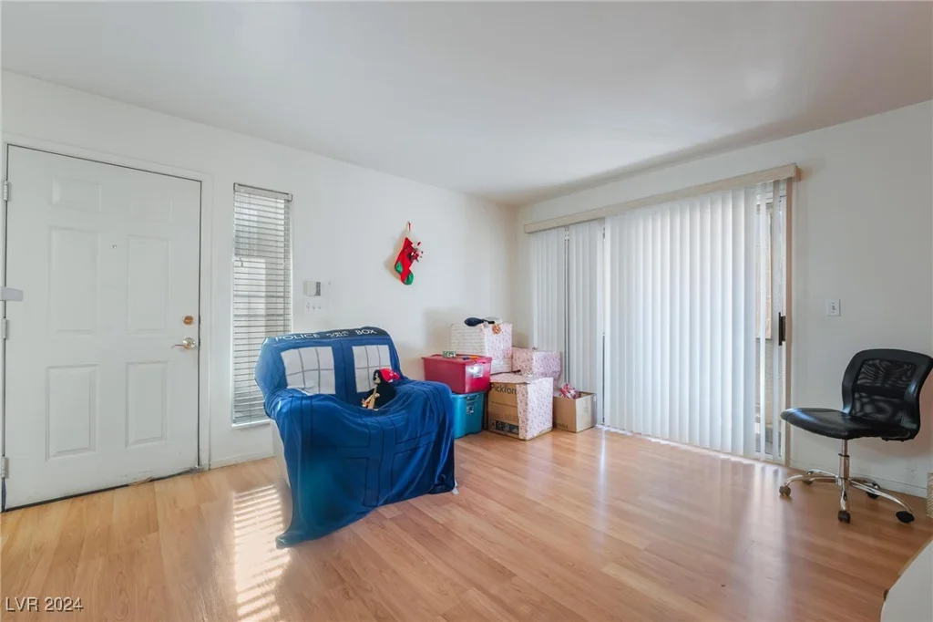 5710 Tropicana, Las Vegas, NV 89122