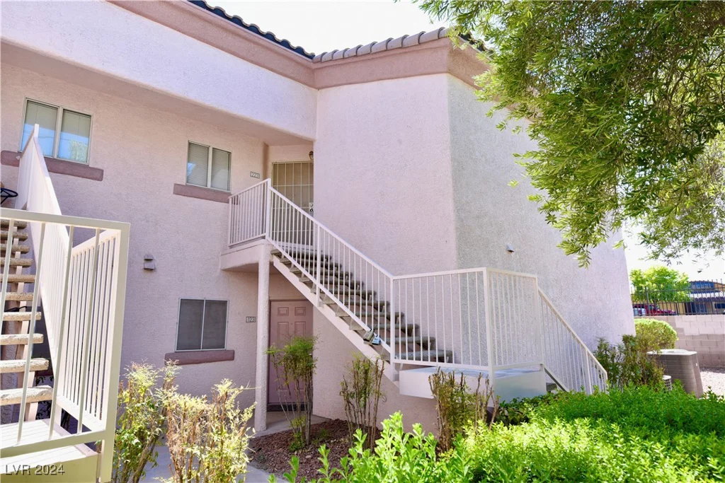 4555 Sahara, Las Vegas, NV 89104
