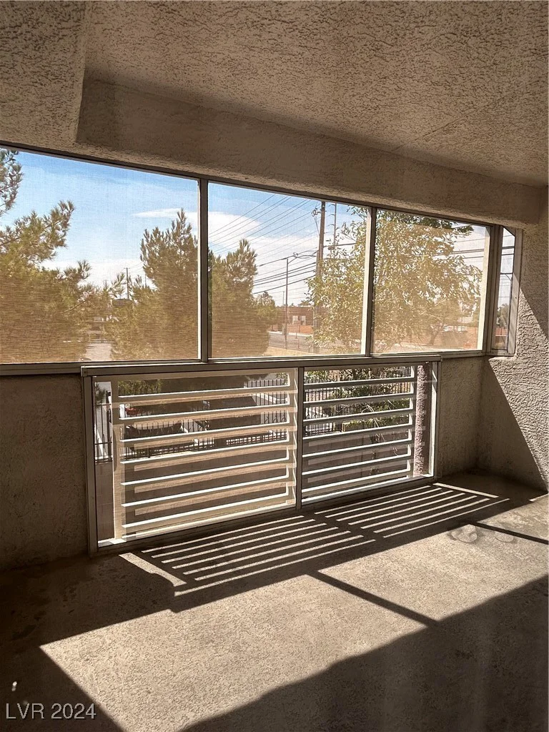 4555 Sahara, Las Vegas, NV 89104