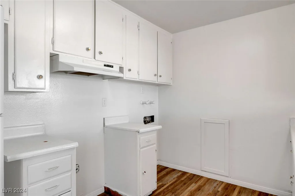 120 Maple, Henderson, NV 89015