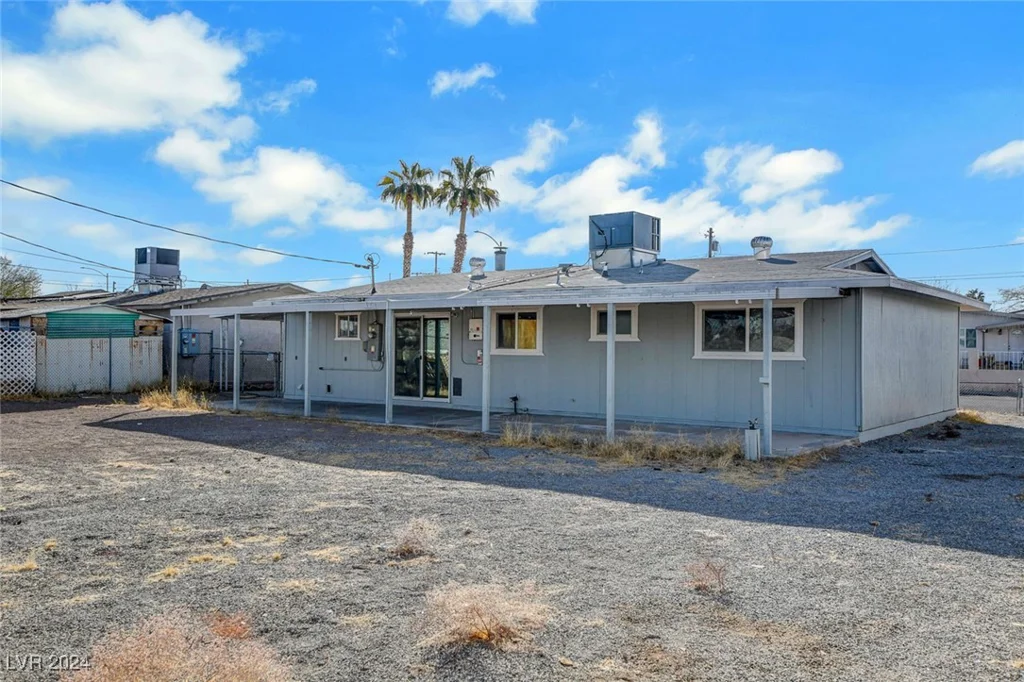 120 Maple, Henderson, NV 89015