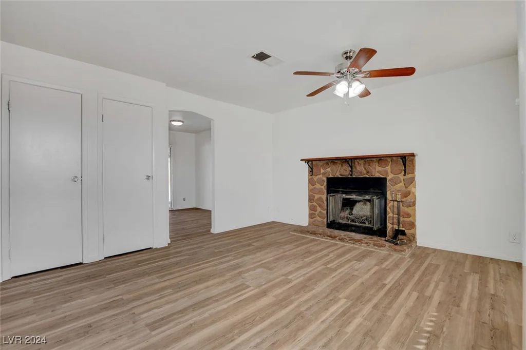 120 Maple, Henderson, NV 89015