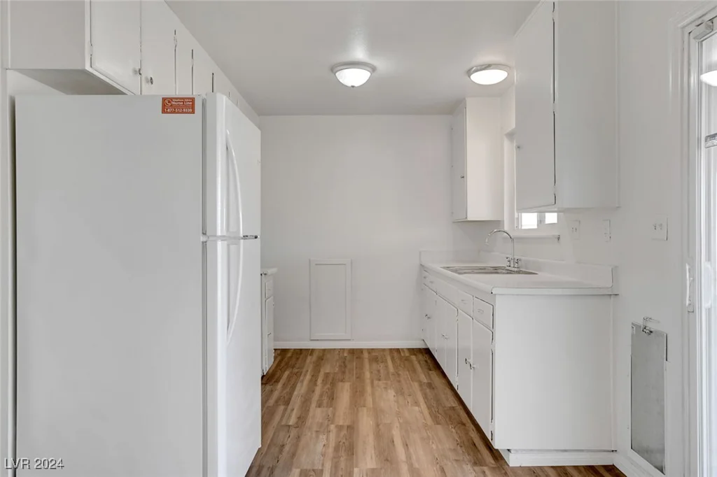 120 Maple, Henderson, NV 89015