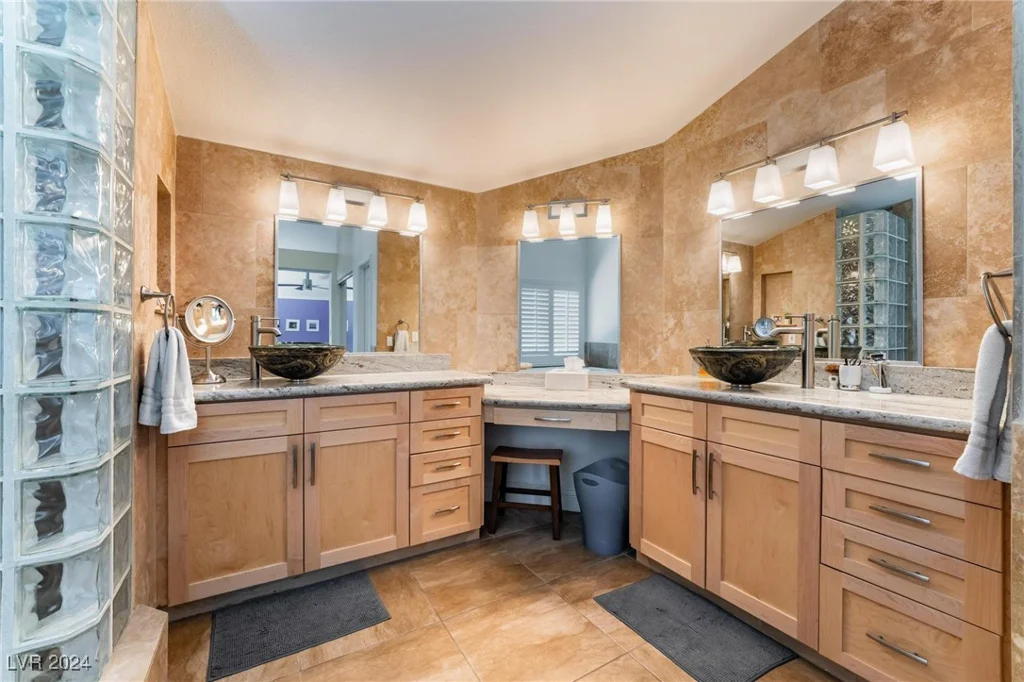 1732 Double Arch, Las Vegas, NV 89128