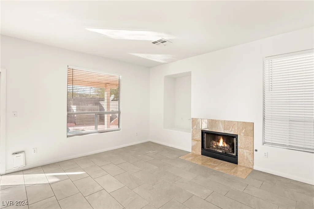 3837 Willowview, Las Vegas, NV 89147
